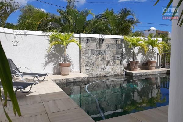 La Preneuse à louer confortable appartement de 3 chambres avec piscine privée.