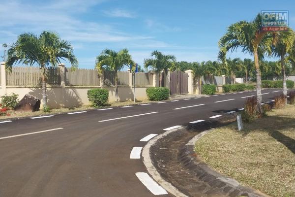 For sale a magnificent plot of land of 1500 m2 in a peaceful and secure residence in Mont Go&ucirc;t, Pamplemousse.