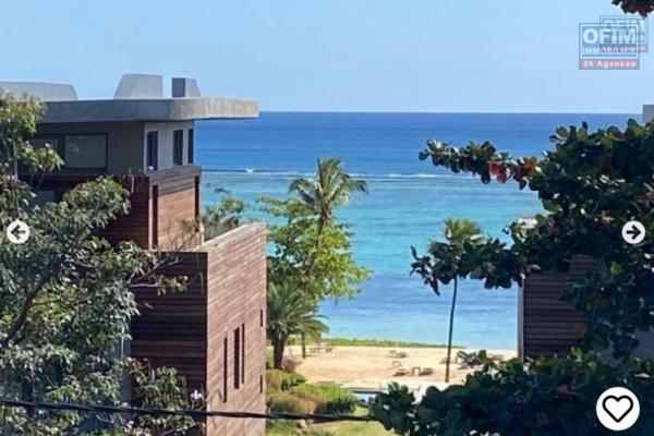 Rivi&egrave;re Noire for sale magnificent and spacious penthouse with jacuzzi, located in a secure residence with a shared swimming pool, close to the beach and shops, accessible to Mauritians and foreigners.