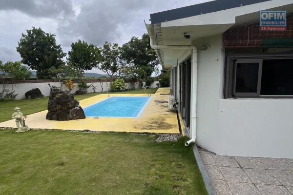 Splendide Villa Familiale - Domaine Piton - 295m² sur 1197m² de terrain Votre havre de paix vous attend au Domaine Piton !