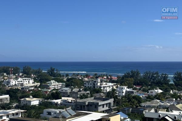 Flic en Flac for rent 4 bedroom penthouse with sea view in Flic en Flac