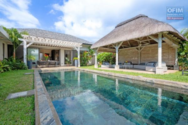 For sale: magnificent villa in a residence accessible to foreigners in Grand Baie, La Salette.