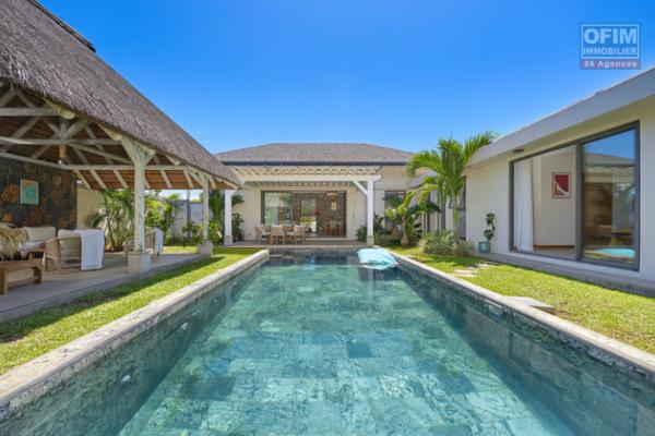 For sale: magnificent villa in a residence accessible to foreigners in Grand Baie, La Salette.