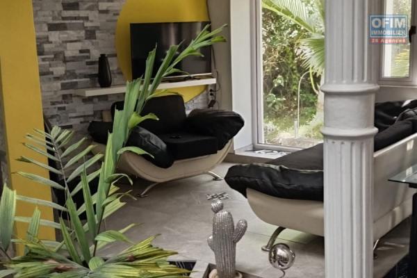 A VENDRE - Duplex d&rsquo;exception 120 m&sup2; &agrave; The Vale&ndash; Bien rare et atypique