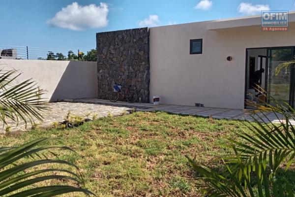Saisissez une occasion unique d'acquérir une villa spacieuse et moderne à Grand Baie, dans un programme exclusif de 4 villas de luxe.