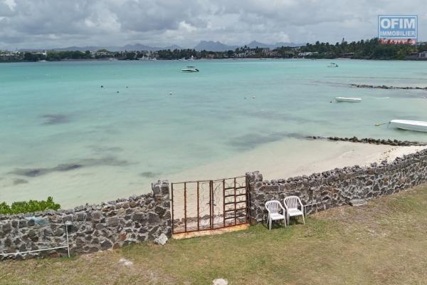 FOR RENT: Waterfront Villa / POINTE AUX CANNONIERS