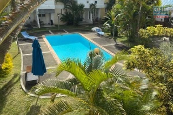 For rent – 3-bedroom triplex with pool in Pereybère